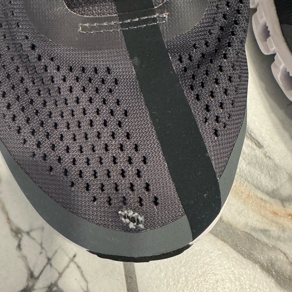 On Cloud Helion Cloudtec Women's Size 9.5 Cloudflow Running Shoes Gray Pink EUC - Picture 6 of 6